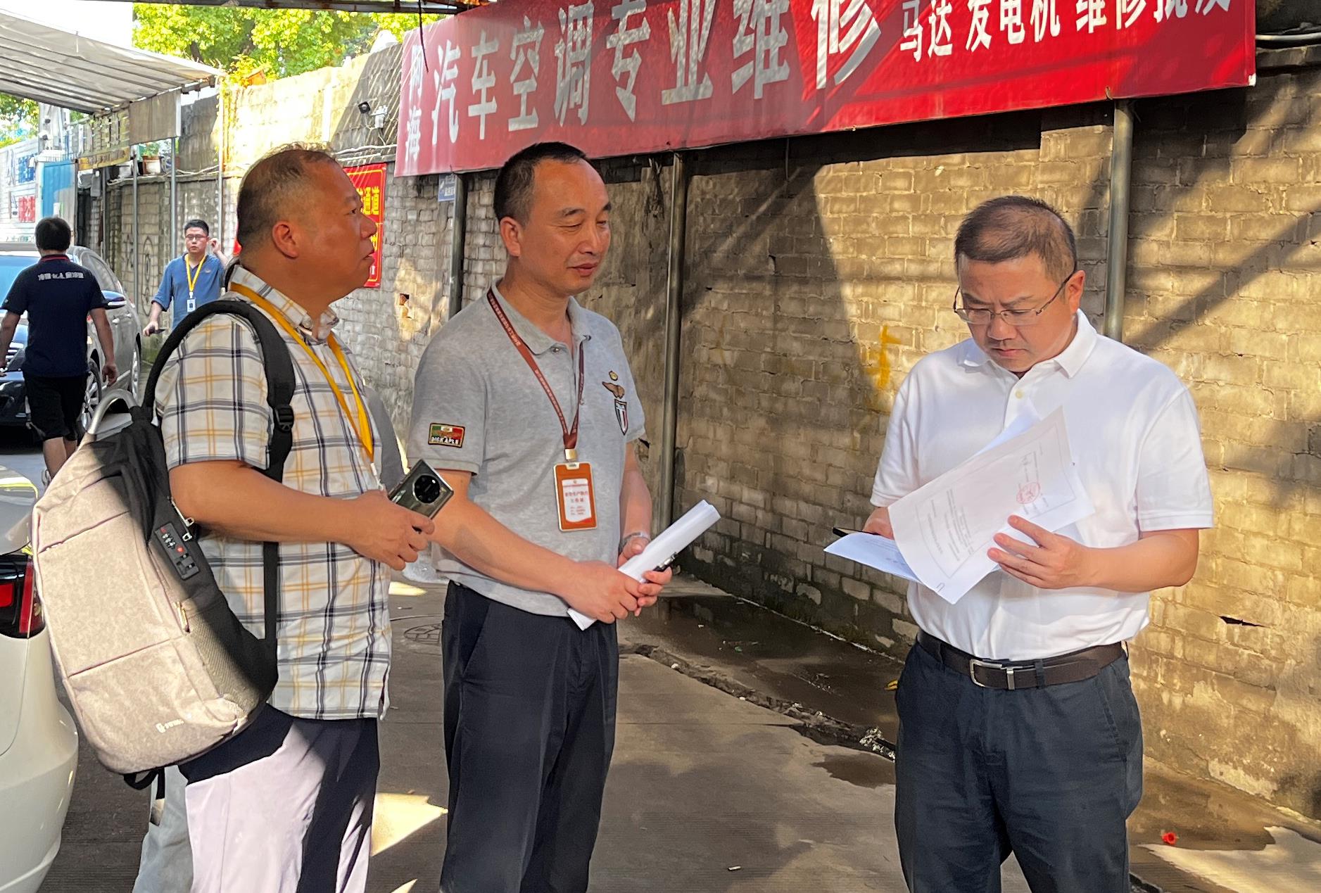 集團(tuán)黨委委員、紀(jì)委書記陳小偉帶隊(duì)檢查 面粉公司安全生產(chǎn)工作